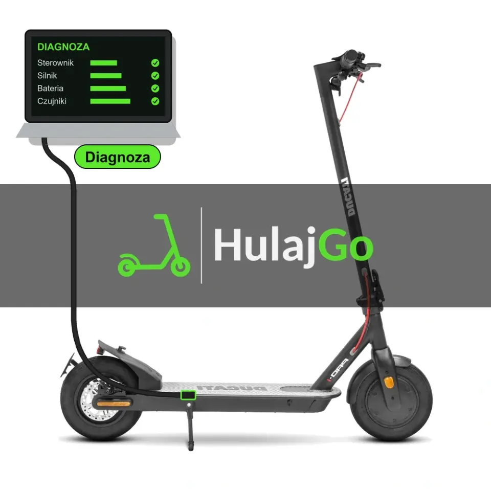 Ducati Pro-I - laptop diagnostyczny podłączony przewodem do hulajnogi (diagnoza)