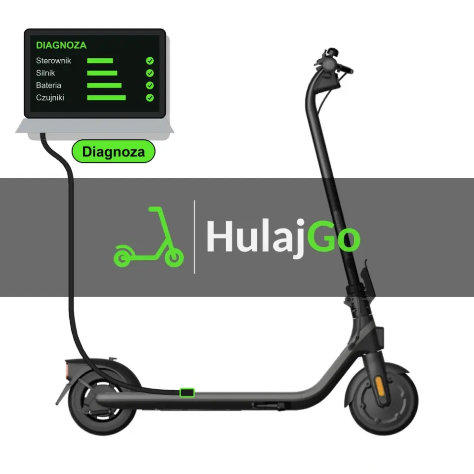 Segway E2 - laptop diagnostyczny podłączony przewodem do hulajnogi (diagnoza)