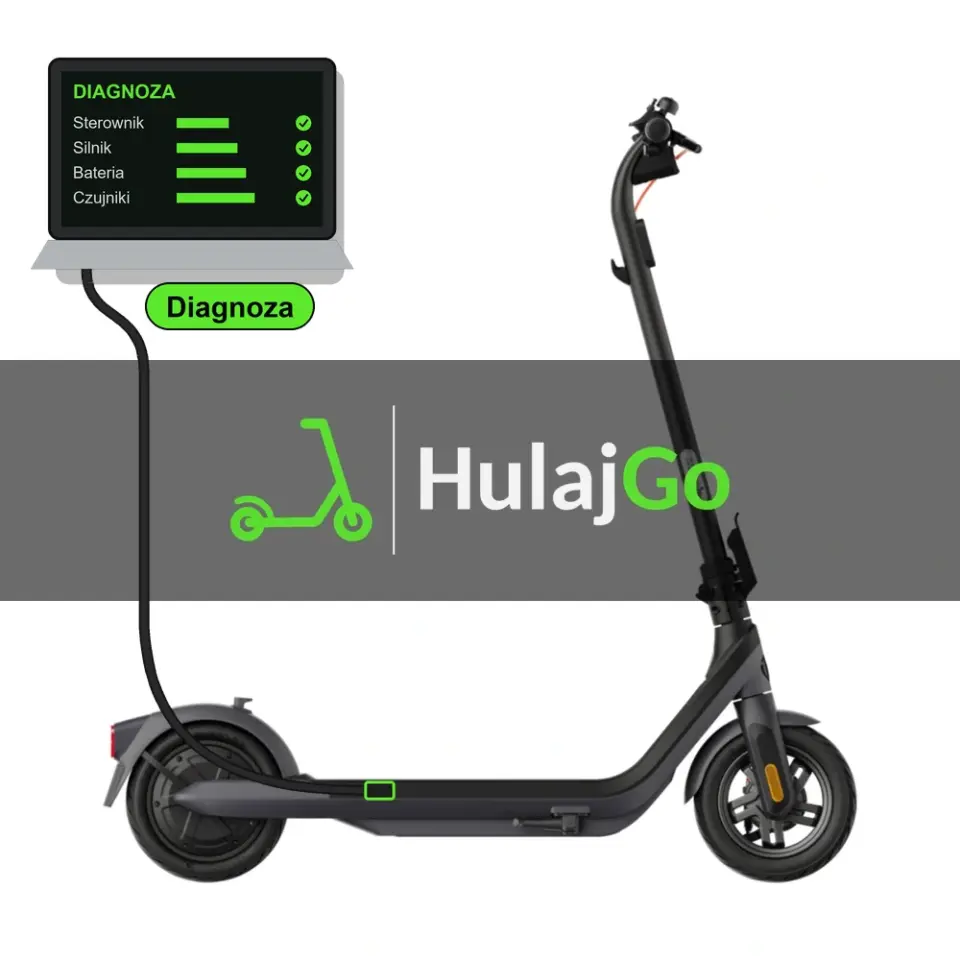 Segway E2 Pro - laptop diagnostyczny podłączony przewodem do hulajnogi (diagnoza)