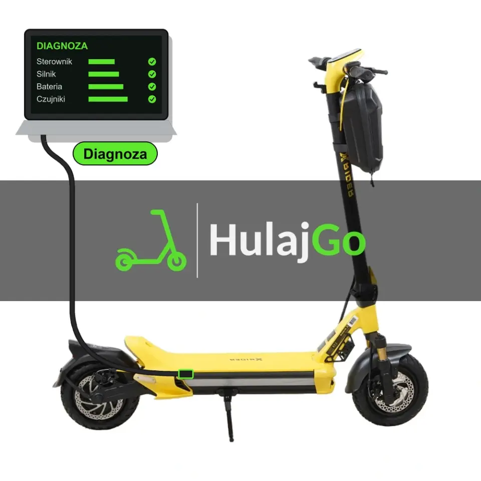 X-Rider MX10 Max - laptop diagnostyczny podłączony przewodem do hulajnogi (diagnoza)